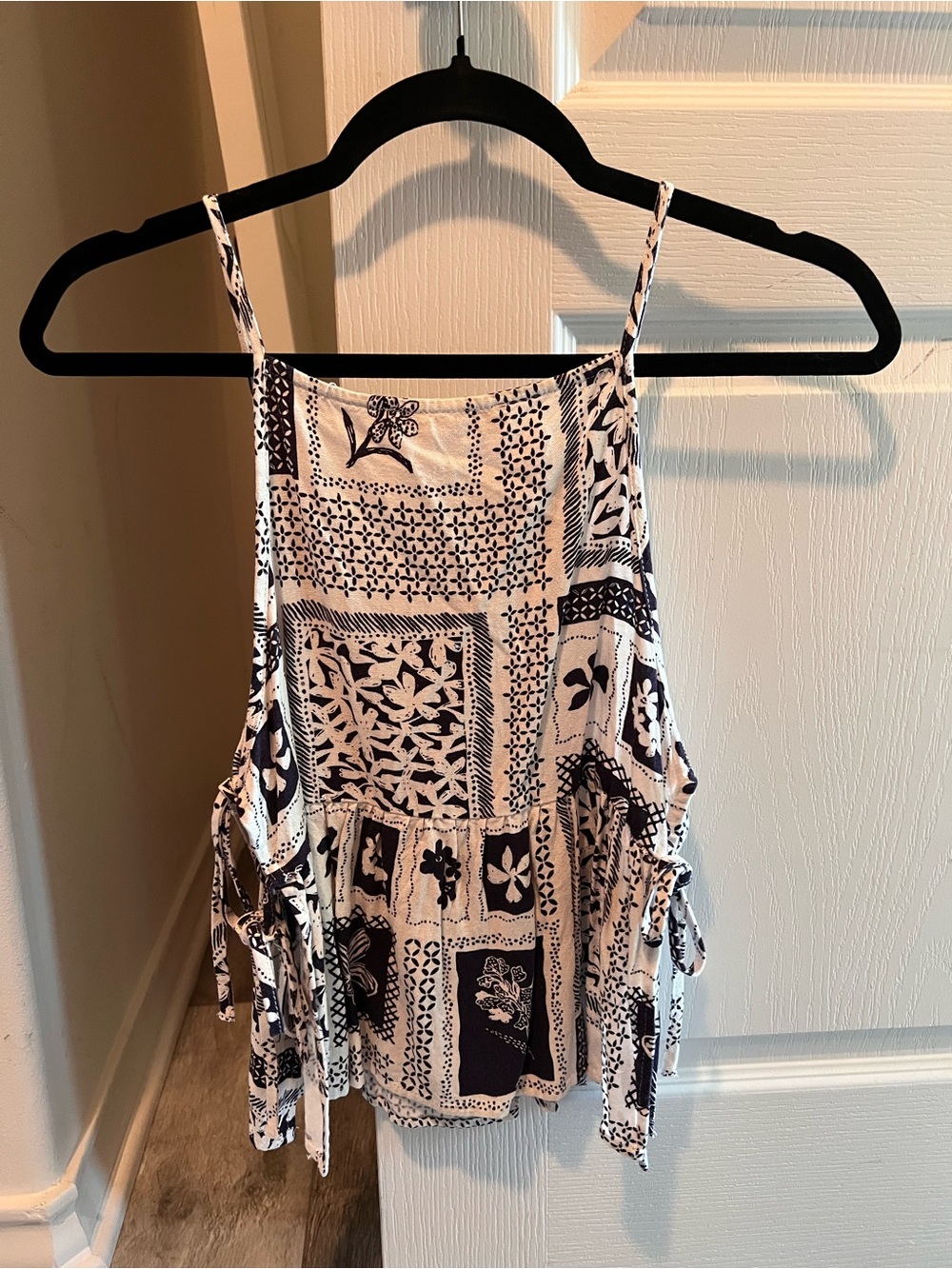 Women's Black and White Printed Spaghetti Strap Top